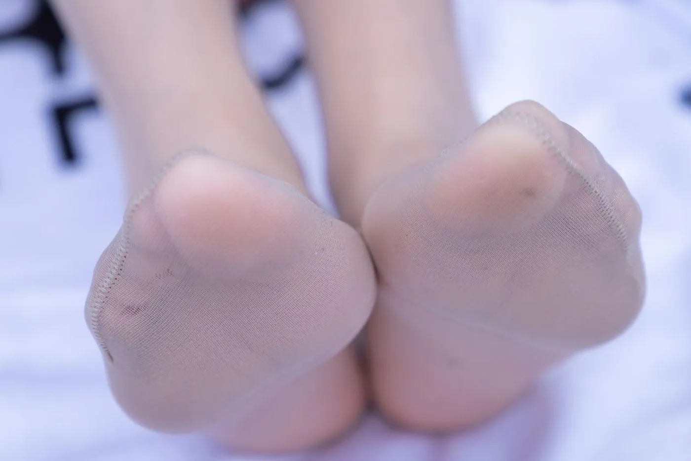 [BoBoSocks袜啵啵]NO.001 小甜豆-帆布鞋、白棉袜、肉丝 [138P]插图6